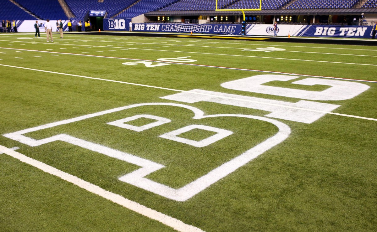 Big Ten logo lucas oil stadium